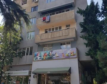 ქირავდება 4 ოთახიანი ბინა