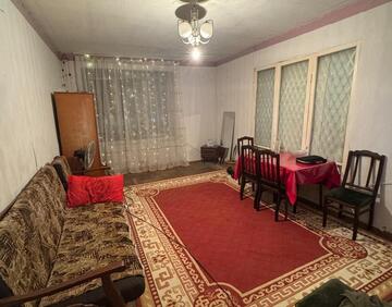 Продается 2 Комнатная квартира