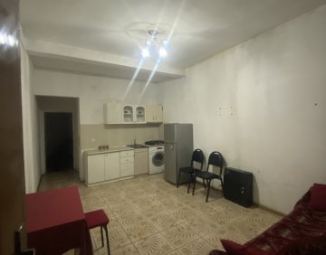 Сдаётся 2 Комнатная квартира