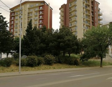 იყიდება 4 ოთახიანი ბინა