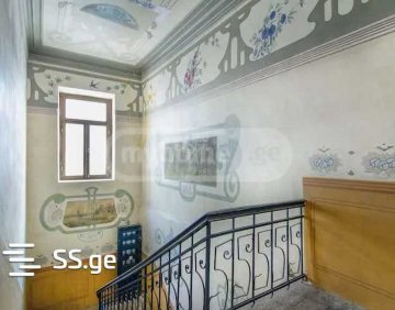 For sale 4 room flat