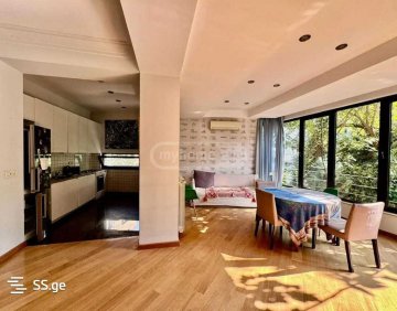 For rent 4 room flat