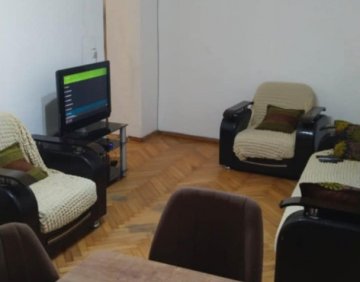 Сдаётся 2 Комнатная квартира