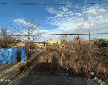 For sale 930 m² land