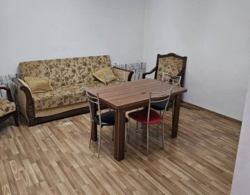 ქირავდება 2 ოთახიანი ბინა