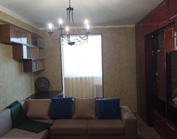 ქირავდება 2 ოთახიანი ბინა