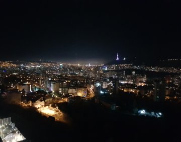 ქირავდება 3 ოთახიანი ბინა