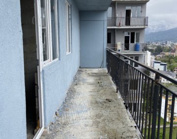 იყიდება სტუდიოს ტიპის ბინა