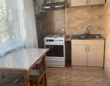 ქირავდება 1 ოთახიანი ბინა