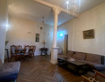 იყიდება 3 ოთახიანი ბინა