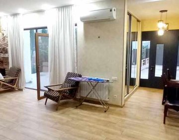 For rent 450 m² house