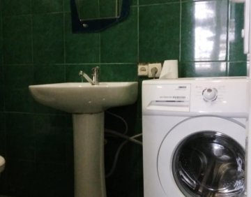 Сдаётся 2 Комнатная квартира