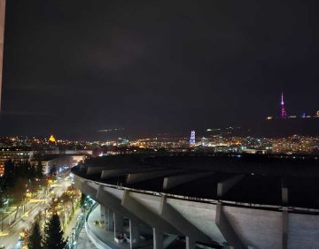 ქირავდება დღიურად 3 ოთახიანი ბინა