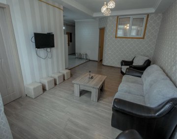 ქირავდება 3 ოთახიანი ბინა