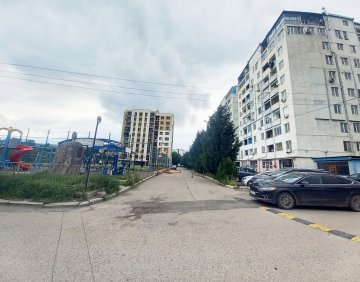 იყიდება 4 ოთახიანი ბინა