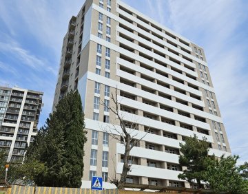 იყიდება 2 ოთახიანი ბინა