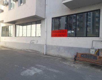Сдаётся 120 м коммерческая помещения