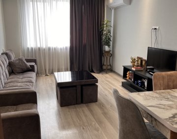 Продается 3 Комнатная квартира
