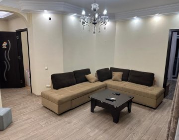 ქირავდება 4 ოთახიანი ბინა