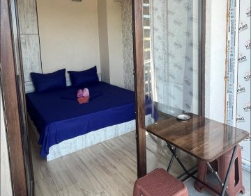 ქირავდება დღიურად 2 ოთახიანი ბინა