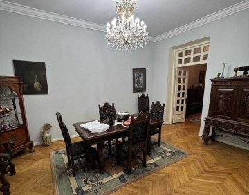 Продается 5 Комнатная квартира