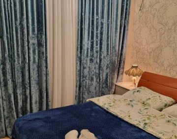 ქირავდება დღიურად სტუდიოს ტიპის ბინა