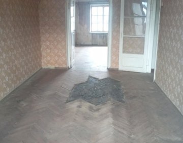 იყიდება 2 ოთახიანი ბინა