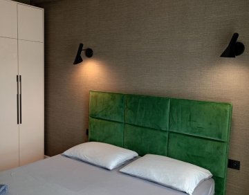 ქირავდება დღიურად 2 ოთახიანი ბინა