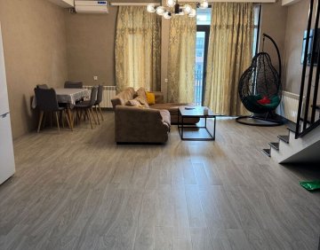 ქირავდება 4 ოთახიანი ბინა