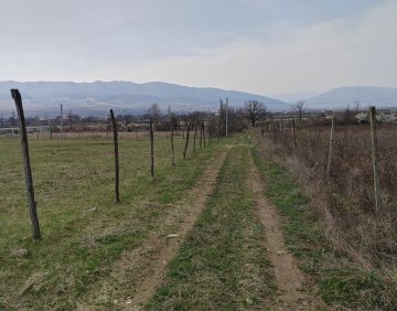 იყიდება 500 მ² მიწის ნაკვეთი
