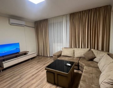 ქირავდება დღიურად 4 ოთახიანი ბინა