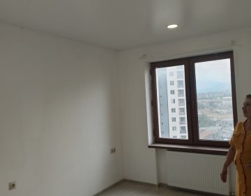 ქირავდება 3 ოთახიანი ბინა