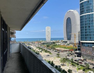 იყიდება სტუდიოს ტიპის ბინა