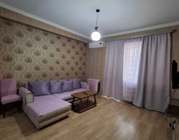 ქირავდება დღიურად 2 ოთახიანი ბინა