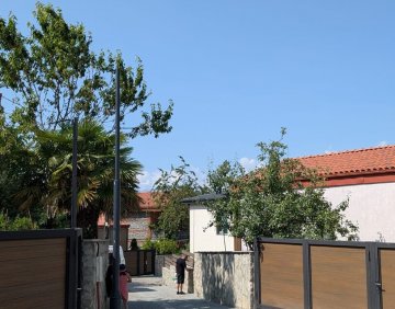 For sale 395 m² house