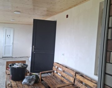 For sale 200 m² house