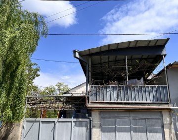 For sale 491 m² house