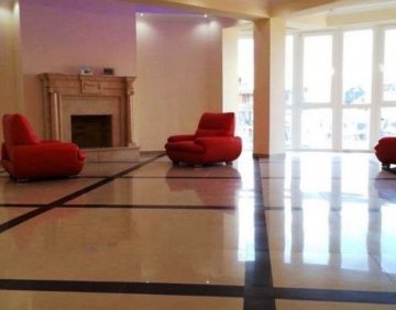 ქირავდება 380 მ² კომერციული ფართი