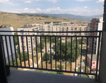 Продается 2 Комнатная квартира
