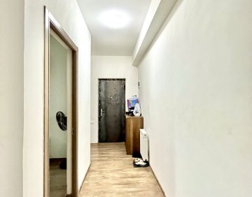 Продается 3 Комнатная квартира