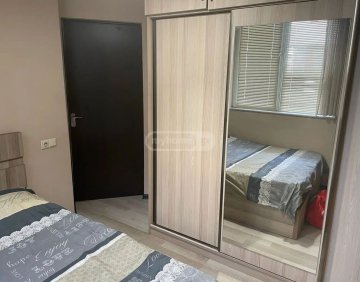 იყიდება 3 ოთახიანი ბინა