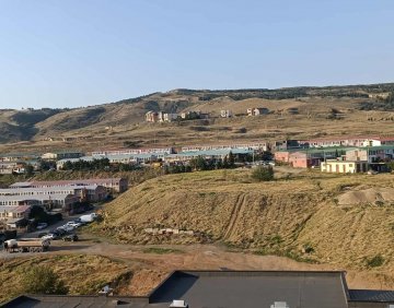 იყიდება 4 ოთახიანი ბინა