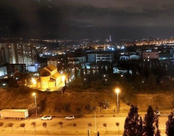 იყიდება 3 ოთახიანი ბინა