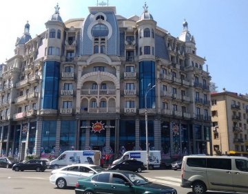 ქირავდება 3 ოთახიანი ბინა