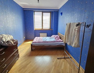 For sale 5 room flat