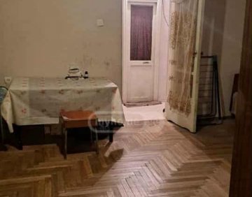 იყიდება 1 ოთახიანი ბინა