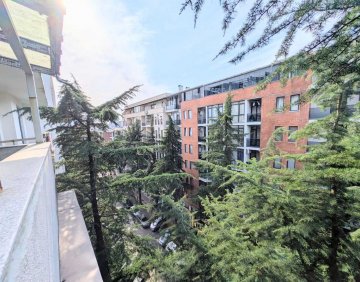 For sale 5 room flat