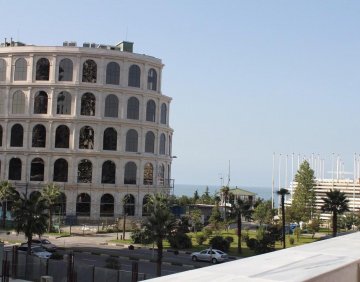 იყიდება 3 ოთახიანი ბინა