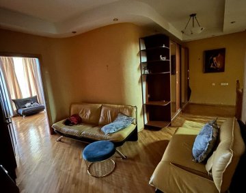 For sale 650 m² house