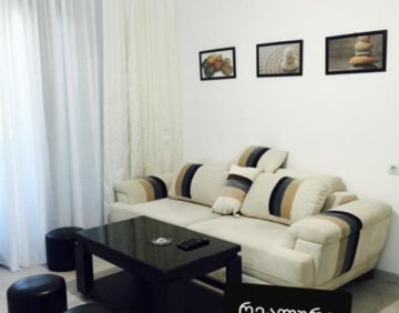 ქირავდება დღიურად 2 ოთახიანი ბინა